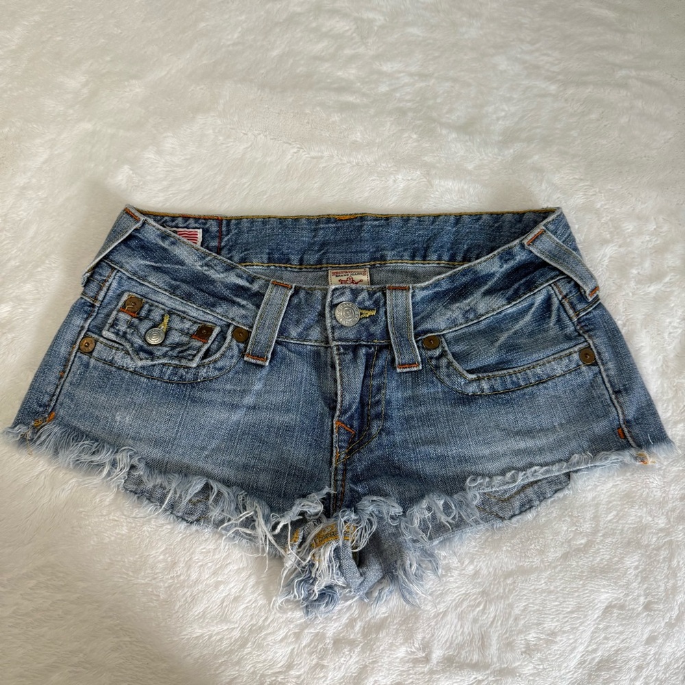 Y2K vintage low rise true religion micro jean shorts (size 27)